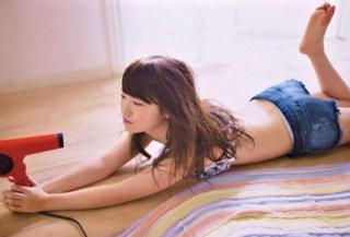 Rina Kawaei feet photo 14