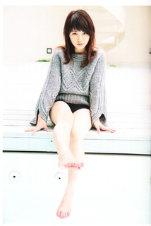 Rina Kawaei feet photo 9