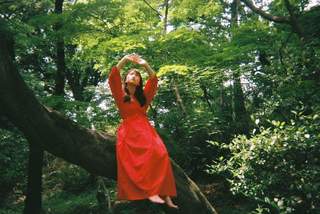 Rina Kawaei feet photo 3