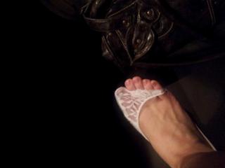 Rina Kawaei feet photo 12