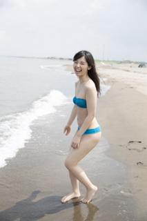 Rina Koike feet photo 1
