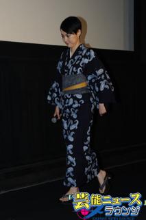 Rinko Kikuchi feet photo thumbnail