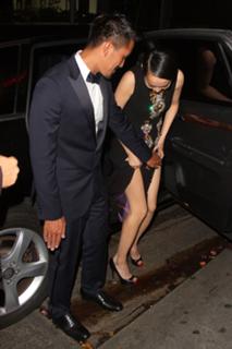 Rinko Kikuchi feet photo thumbnail