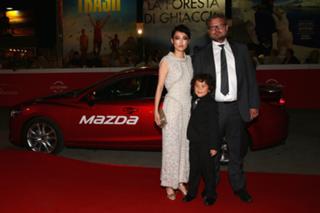 Rinko Kikuchi feet photo thumbnail