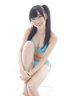 Rino Sashihara feet photo 3