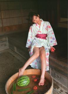 Risa Yoshiki feet photo 6