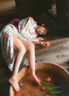Risa Yoshiki feet photo 5