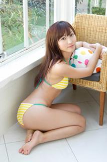Risa Yoshiki feet photo 2