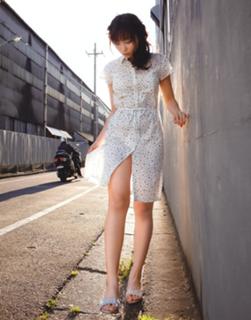 Risa Yoshiki feet photo 8