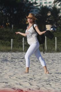 Rita Guedes feet photo 7