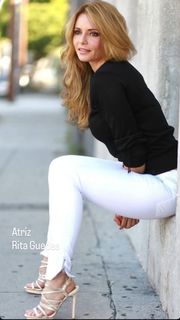 Rita Guedes feet photo 1