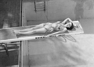 Rita Hayworth feet photo thumbnail