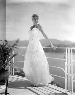 Rita Hayworth feet photo thumbnail