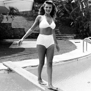 Rita Hayworth feet photo thumbnail