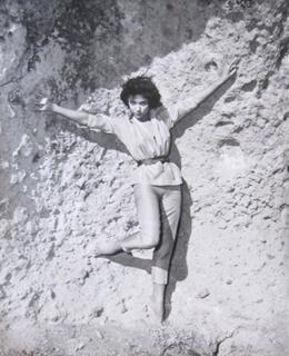 Rita Moreno feet photo 17