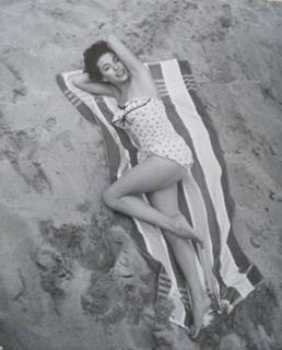 Rita Moreno feet photo 3