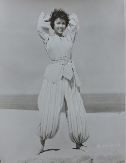 Rita Moreno feet photo 6