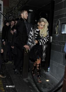 Rita Ora feet photo thumbnail