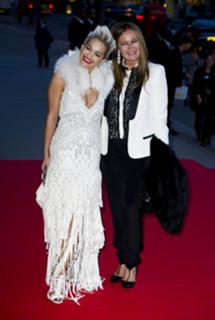 Rita Ora feet photo thumbnail