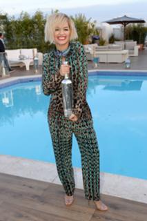 Rita Ora feet photo thumbnail