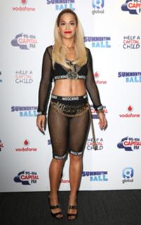 Rita Ora feet photo thumbnail
