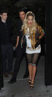 Rita Ora feet photo thumbnail