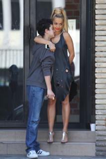 Rita Ora feet photo thumbnail