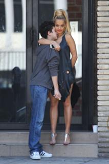 Rita Ora feet photo thumbnail