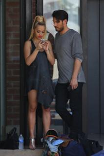 Rita Ora feet photo thumbnail