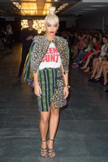 Rita Ora feet photo thumbnail