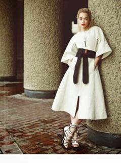 Rita Ora feet photo thumbnail