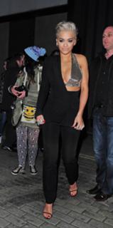 Rita Ora feet photo thumbnail