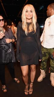 Rita Ora feet photo thumbnail