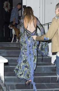 Rita Ora feet photo thumbnail