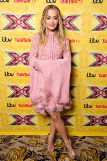 Rita Ora feet photo thumbnail