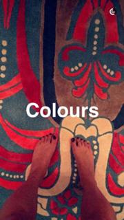 Rita Ora feet photo thumbnail