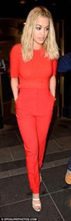 Rita Ora feet photo thumbnail