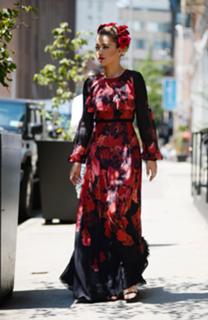 Rita Ora feet photo thumbnail