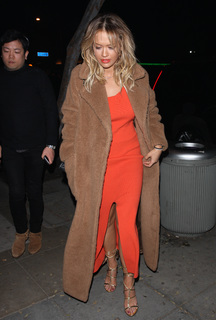 Rita Ora feet photo thumbnail