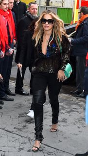 Rita Ora feet photo thumbnail