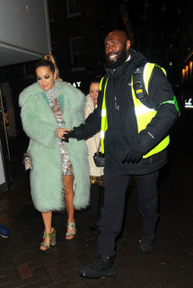 Rita Ora feet photo thumbnail
