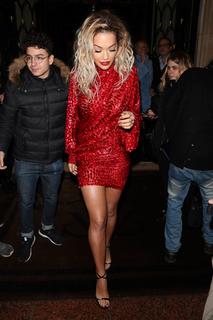 Rita Ora feet photo thumbnail