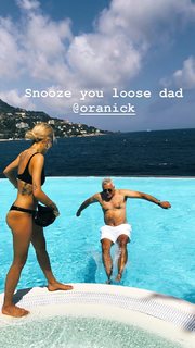 Rita Ora feet photo thumbnail