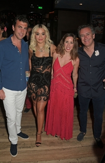 Rita Ora feet photo thumbnail