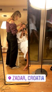 Rita Ora feet photo thumbnail