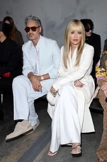 Rita Ora feet photo thumbnail