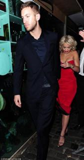 Rita Ora feet photo thumbnail