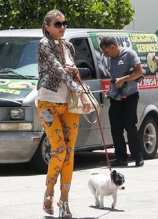 Rita Rusic feet photo thumbnail