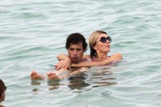 Rita Rusic feet photo thumbnail