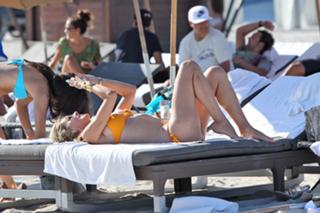 Rita Rusic feet photo thumbnail